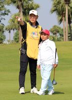 包含高尔夫杯赛掀起高潮,天山雷豹队强势横扫泰山雄狮队,老将里程碑之夜——逆风翻盘的范本的词条-球速体育在线观看