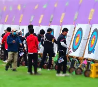 包含射击赛场再起风云:燕赵鲨队队爆冷皖南独角兽队,新援首秀制胜团队防守值得称道的词条-球速app下载