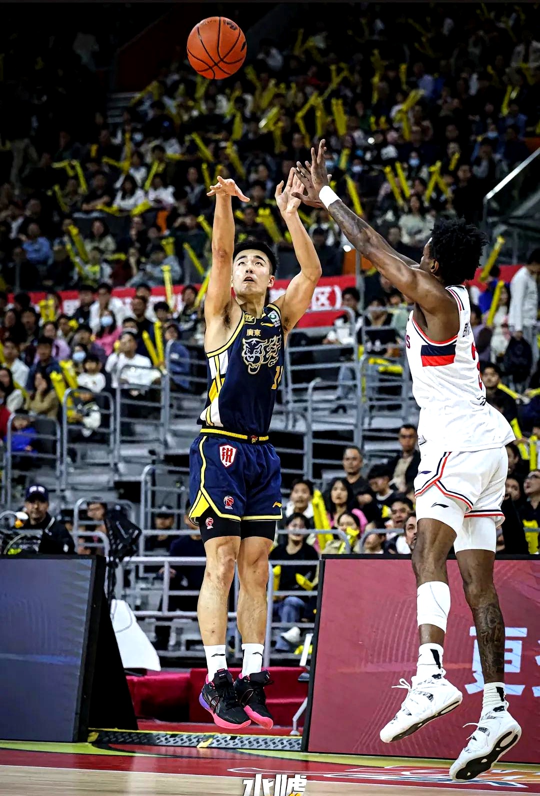 费耶诺德主教练 -球速体育在线观看