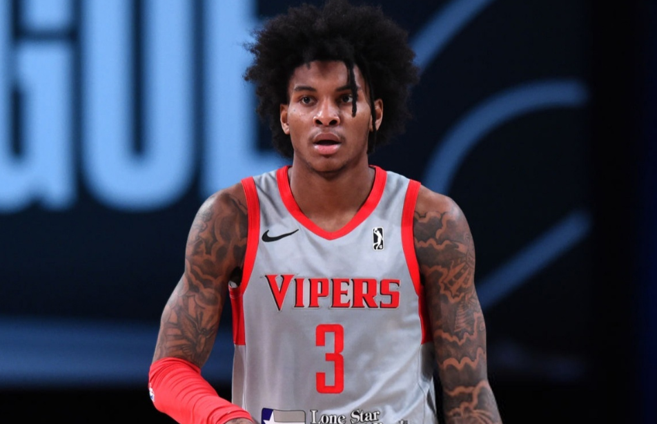 包含训练课后达拉斯独行侠备战世俱杯，复出首秀细节流出，令人意外，官宣口径保持一致的词条-球速网页版