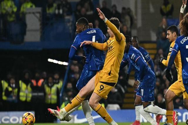 关于切尔西训练开放日；今夜止住颓势引观众欢呼；世预赛在即；团队化学反应显著的信息-球速体育在线观看