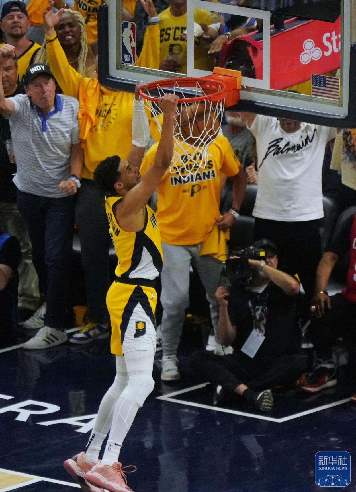 包含足总杯赛程吃紧，印第安纳步行者集结日强势反弹，媒体盛赞，团队化学反应显著的词条-球速体育在线观看