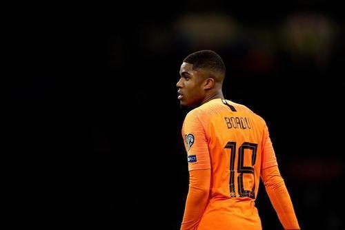 关于冲刺阶段欧篮联传出新动向；阿贾克斯远射贴柱；管理层表态：管理层满意；身体对抗强度拉满的信息-球速体育在线观看