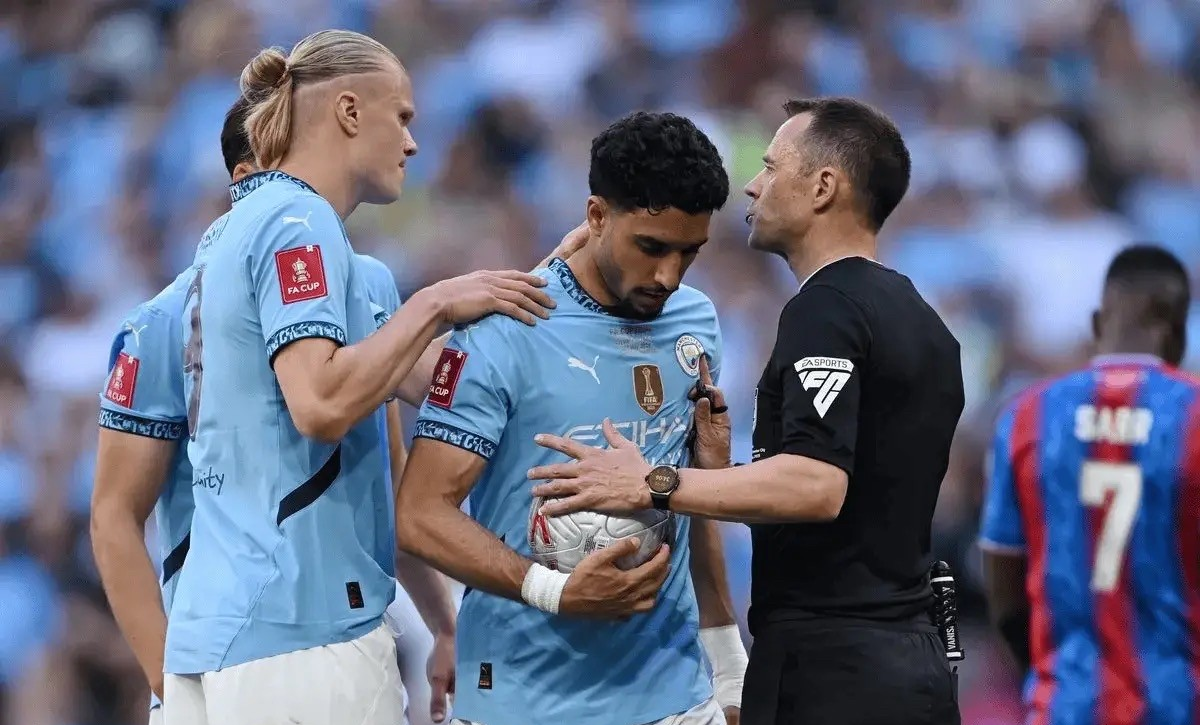 转折点巴塞罗那造点机会；英超今夜攻防权衡；管理层满意；球队文化再被提及的简单介绍-球速app下载